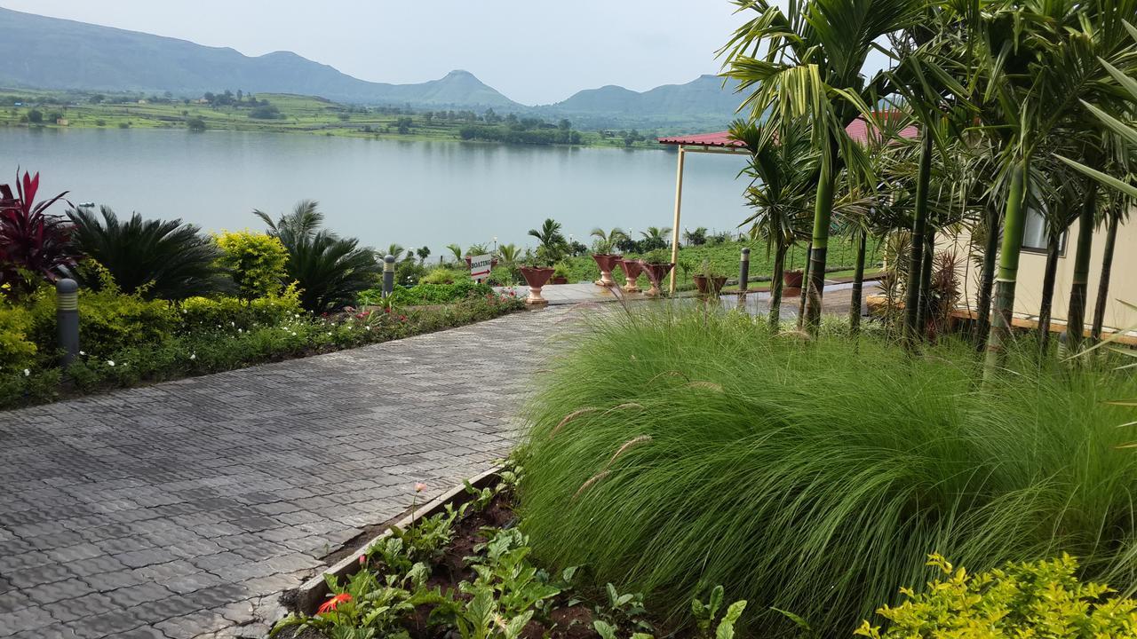 Savana Lake Resort Nashik Buitenkant foto